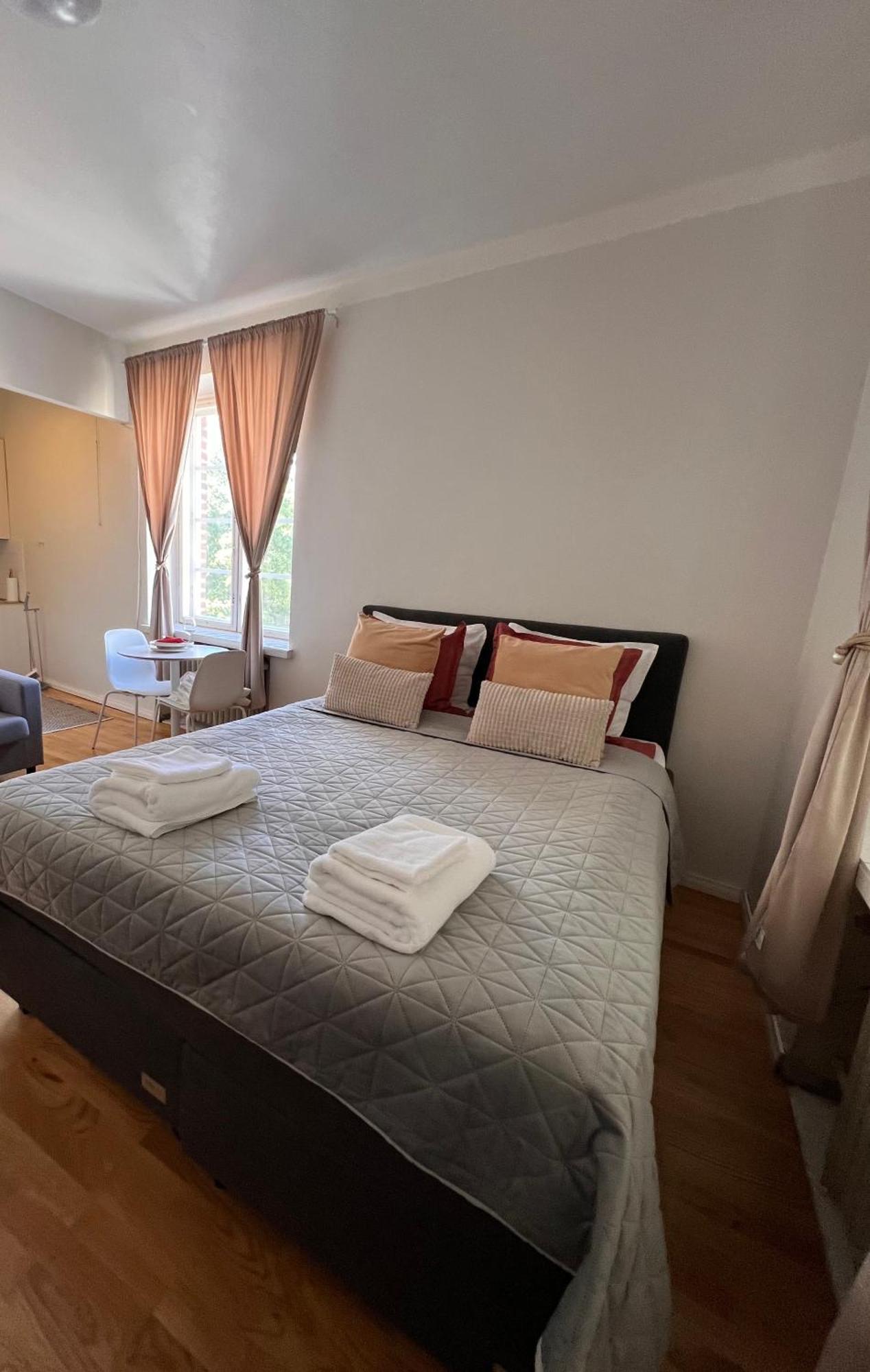 Your Chic Vibrant Airbnb Helsinki Eksteriør billede